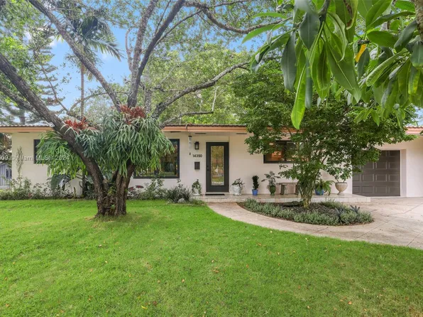 14350 Lake Crescent Pl, Miami Lakes, FL 33014