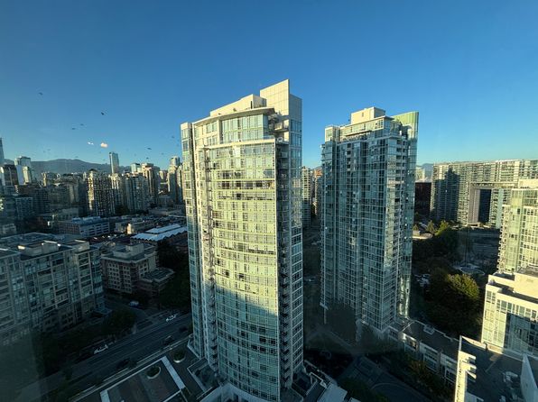 2 bedroom rental in Vancouver — photo 19