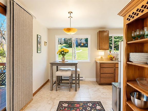 5th image of 30575 Hilltop Drive