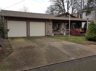 8101 SE 57th Ave, Portland, OR 97206