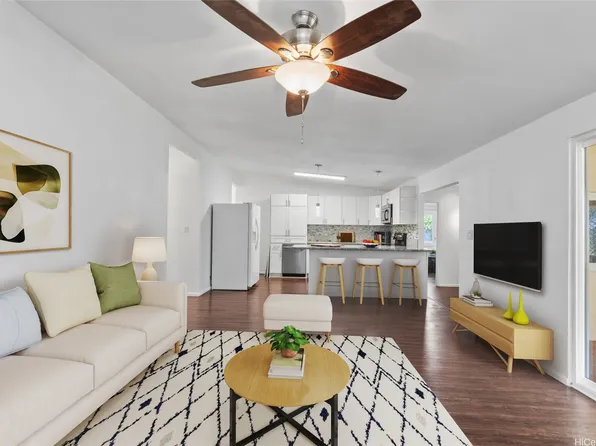 87-325 Heleuma St, Waianae, HI 96792