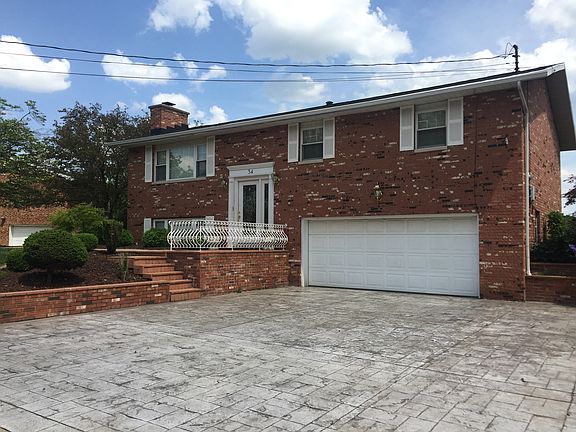 3rd image of 34 Oak Cir