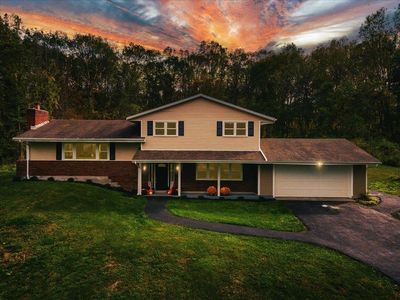 284 Crum Elbow Road, Hyde park, NY, 12538