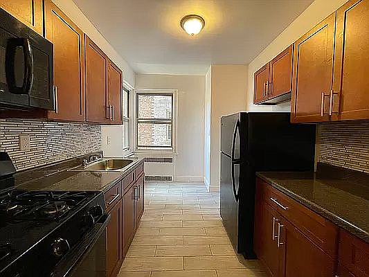 2nd image of 6421 Booth St APT 5K