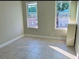 30-67 14th St #2, Astoria, NY 11102