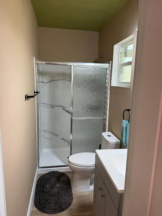 1 bed, 1.0 bath, 1360 sqft, $1,200 — Photo 2