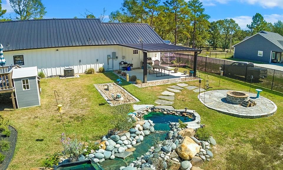 1st image of 2904 Tidwell Rd