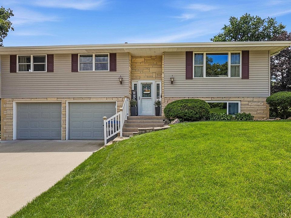 1st image of 2786 Balboa Dr