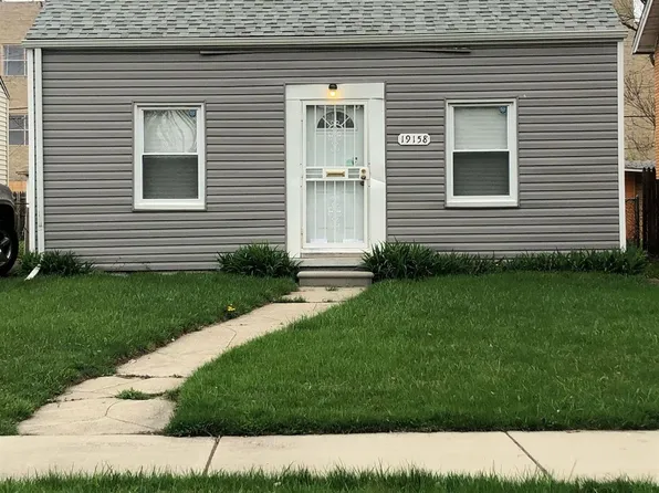 19158 Mackay St, Detroit, MI 48234