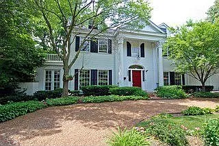 220 Sheridan Rd photo 1