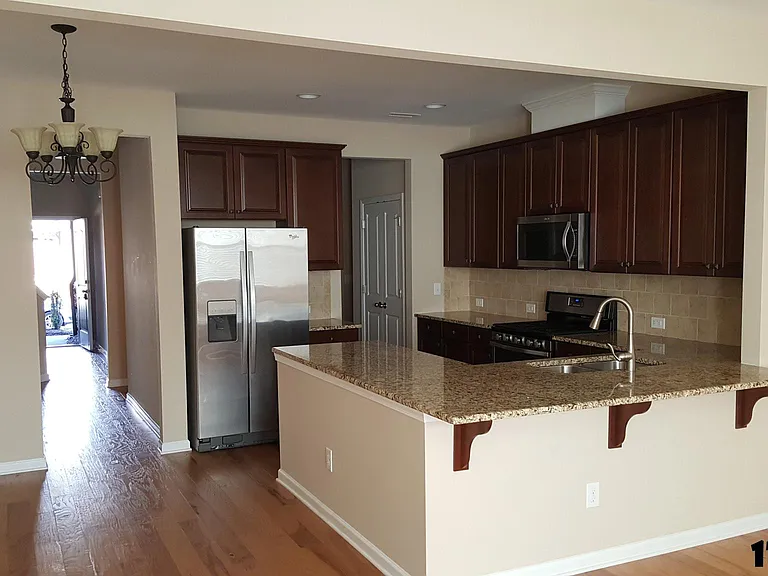 130 Rubrum Dr — Photo 4