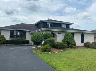 18530 Clyde Ave, Lansing, IL 60438