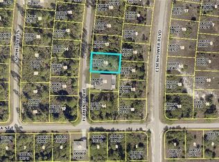 635 Flamingo Ave, Lehigh Acres, FL 33974