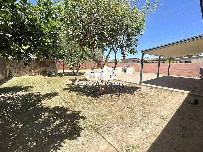 760 N Evergreen St — Photo 22