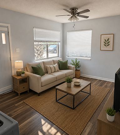 3rd image of 221 Condict Dr #8