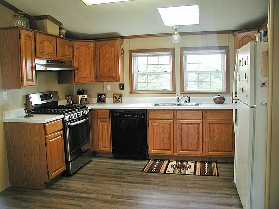 New gas stove + hood