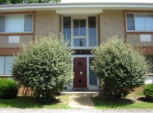 701 Lepere Ave APT F, Saint Louis, MO 63132
