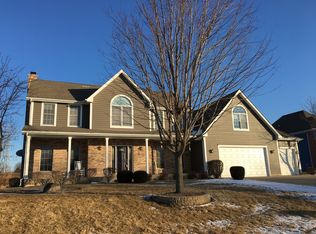 1710 Mink Trl, Cary, IL 60013