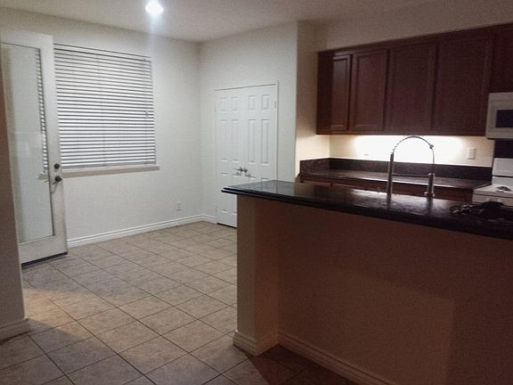 3rd image of 12961 Rae Ct