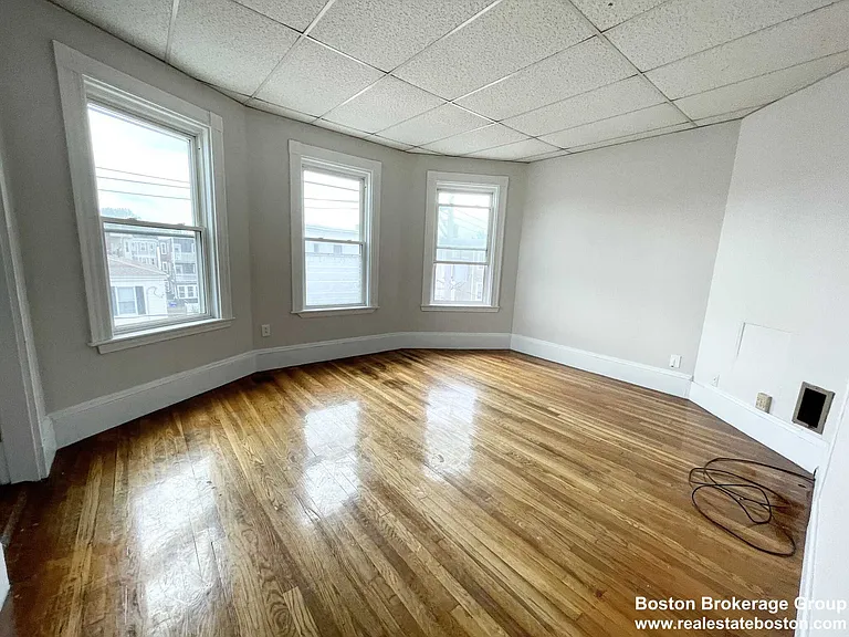 Harbor View St — Photo 10