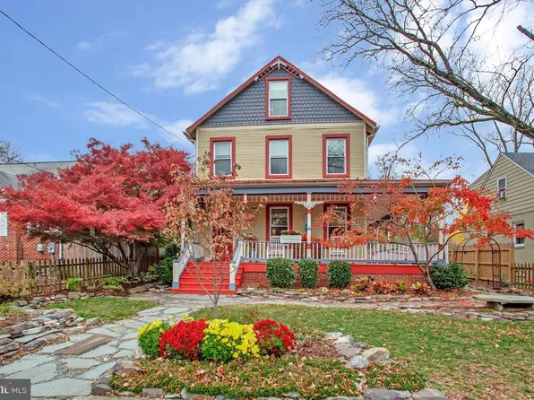 4114 Farragut St, Hyattsville, MD 20781