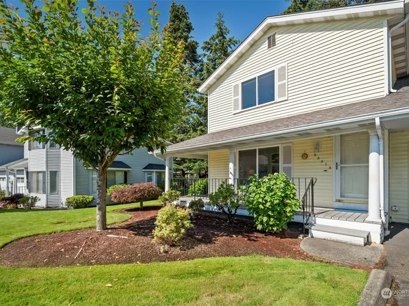 32513 3rd Place S #5A, Federal Way, WA 98003