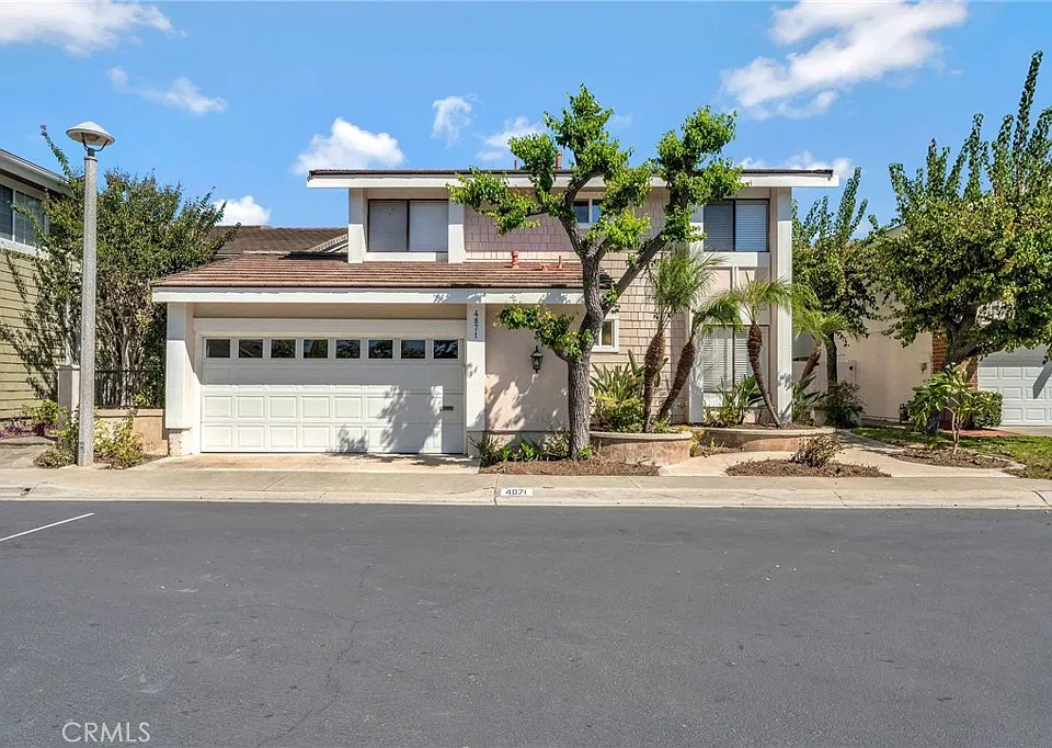 4871 Royce Rd
