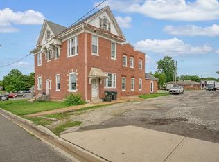 224 E 3rd St APT D, Waterloo, IL 62298
