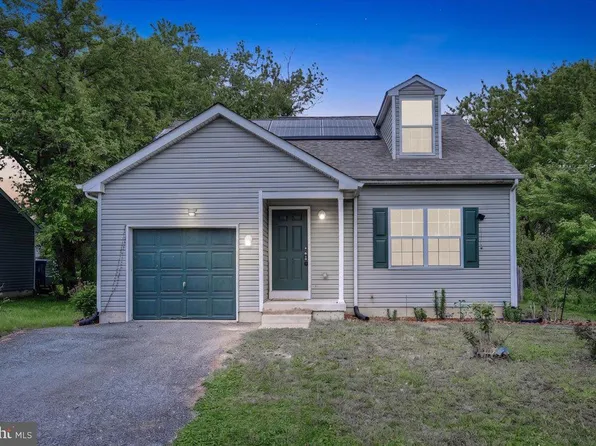 19 Arbutus Ave, New Castle, DE 19720