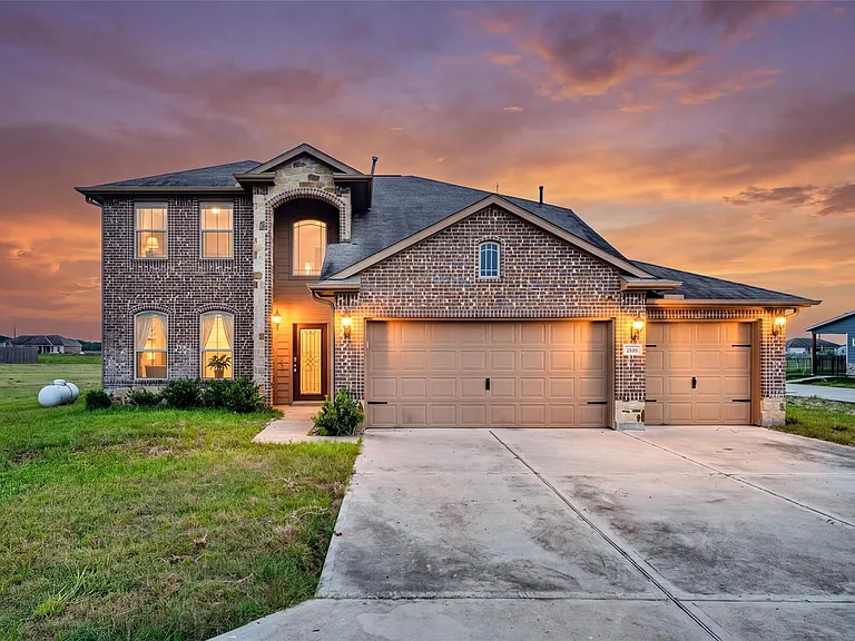 7703 Lehman Rd — Photo 1