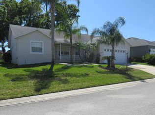 2627 Pine Valley Dr, Lakeland, FL 33810