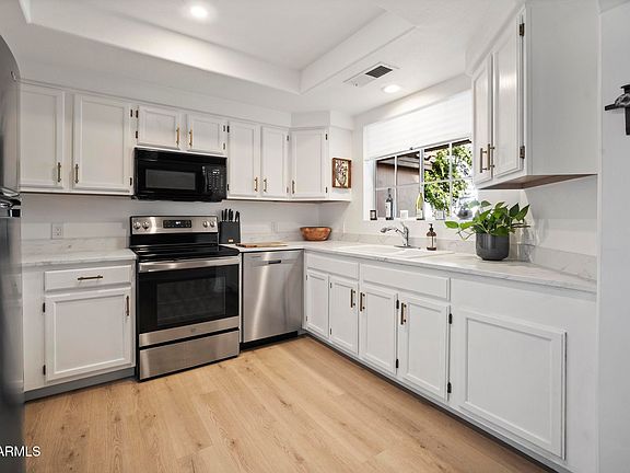 5th image of 10101 N ARABIAN Trail N #2020