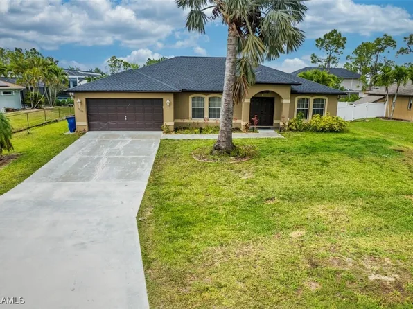 6619 Dabney St, Fort Myers, FL 33966