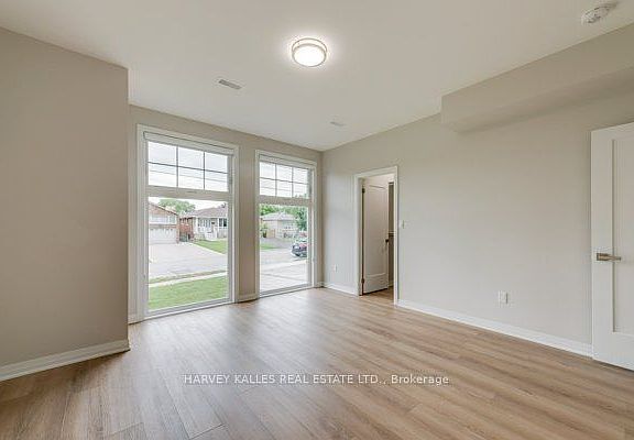 4th image of 165 Spalding Rd