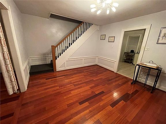 3rd image of 344 95th St