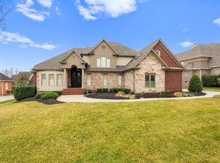 1813 Regents Park Rd, Knoxville, TN 37922