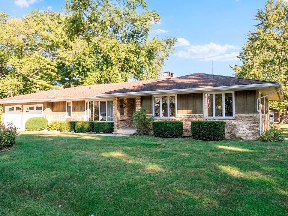 1170 E 1st St, Coal City, IL 60416 Zillow