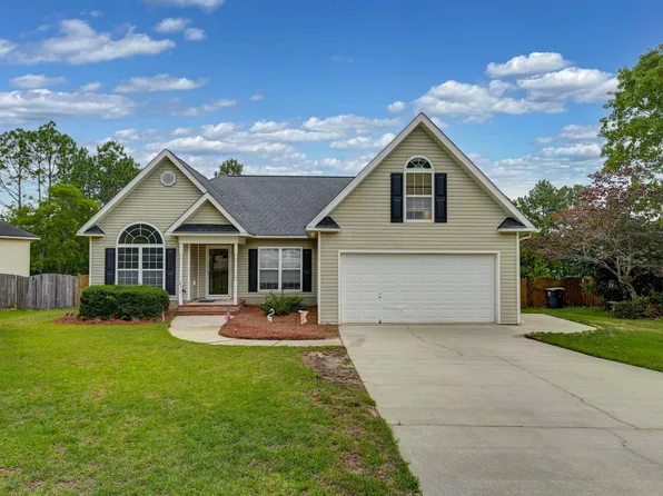 412 Knotts Ct, Lexington, SC 29073