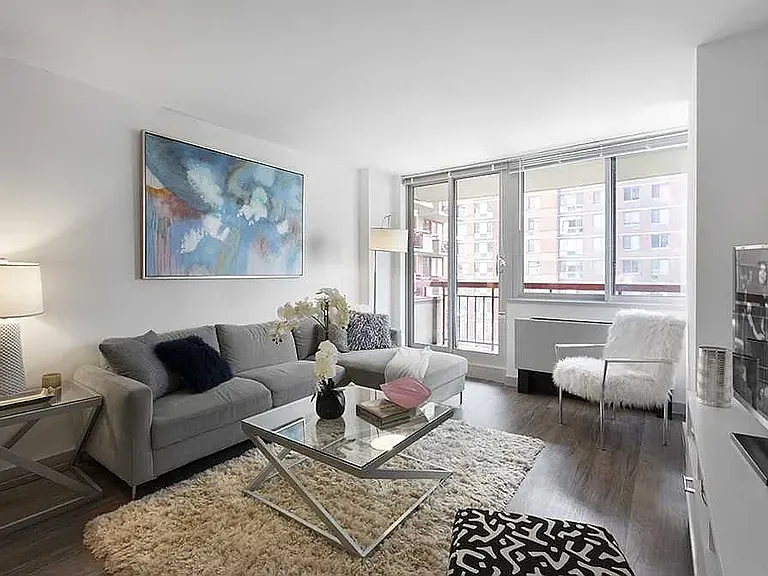 10-40 River Rd #7P20 — Photo 3