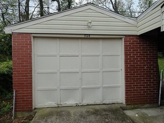 2nd image of 1124 Birch Dr