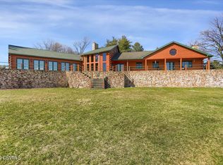 527 Johnson Mill Rd, Lewisburg, PA 17837