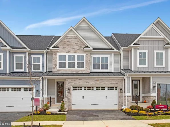 9564 Harvest Ln, Perry Hall, MD 21128