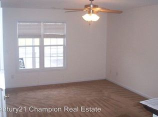 204 Palace Cir, Jacksonville, NC 28546