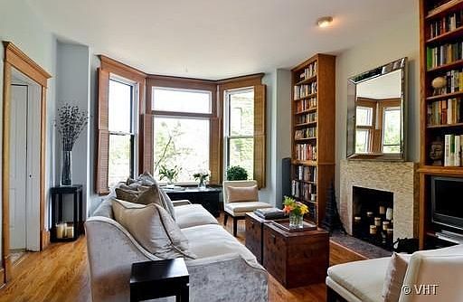 2nd image of 815 W Dickens Ave #2