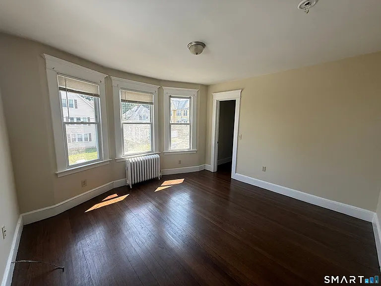 49 Fairfield St #2 — Photo 14