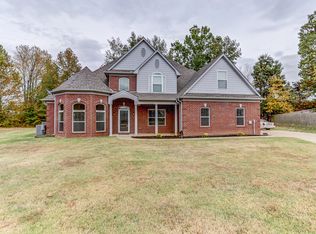 120 Austin Dr, Oakland, TN 38060