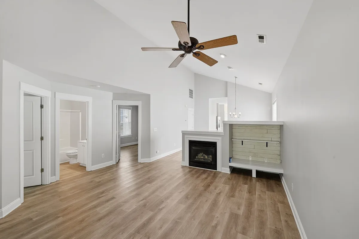 Building Photo - 11355 Deer Ridge Ln