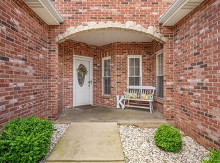 1569 Ghent Rd, Columbia, IL 62236