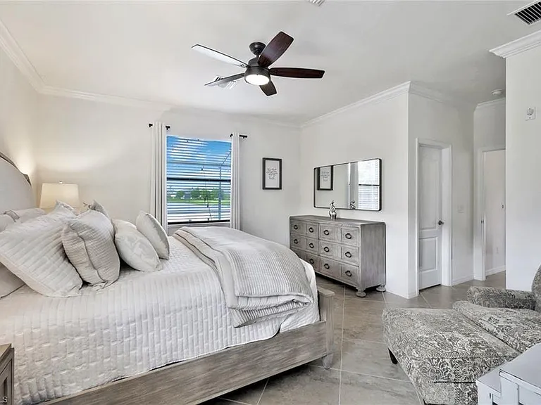 9207 Shadow Oak Ln — Photo 11