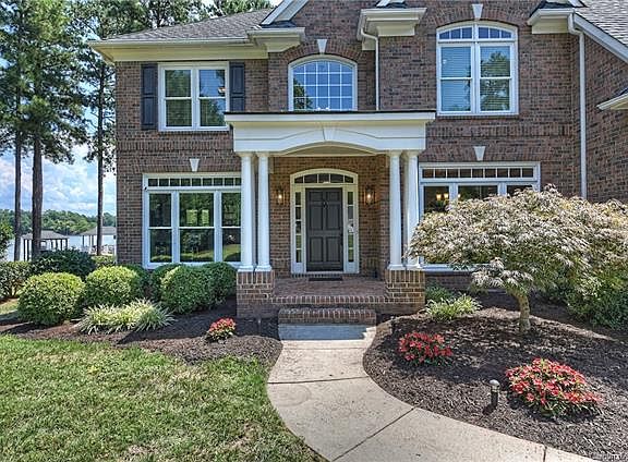 3rd image of 128 Stormy Pointe Ln